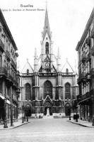 carte postale ancienne de Ixelles Eglise St Boniface et Monument Woeste (sculpteur: Frans Huygelen)