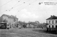 carte postale ancienne de Forest La Place Communale