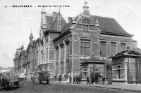 carte postale ancienne de Molenbeek La gare de Tour et Taxis