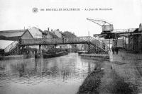 carte postale ancienne de Molenbeek Au quai de Mariemont