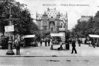carte postale de Bruxelles Place et statue Anneessens