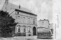 carte postale ancienne de Wavre Pensionnat et Ecole Moyenne