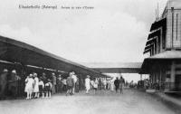 carte postale ancienne de Elisabethville Arrivée du train d'Europe