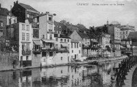 carte postale ancienne de Charleroi Vieilles maisons sur la Sambre