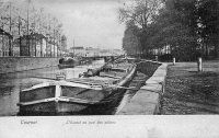 carte postale ancienne de Tournai L'Escaut au quai des salines