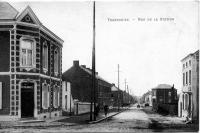 carte postale ancienne de Trazegnies Rue de la Station