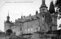 carte postale ancienne de Trazegnies Château des Marquis Côté latéral et chapelle