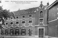 carte postale ancienne de Leuze-en-Hainaut Etablissement des Dames de Saint-François-de-Sales. Façade rue Tour Saint-Pierre