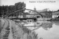 carte postale ancienne de Arquennes Le Canal, le Pont et la Passerelle