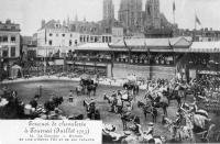 carte postale ancienne de Tournai Tournoi de chevalerie (juillet 1913) - Entrée en lic d'Henri VIII et de ses tenants