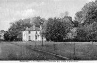 postkaart van Bonsecours Le château de l'hermitage et à droite le gros chêne