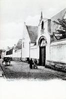 carte postale ancienne de Enghien La rue des Capucines