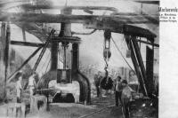 carte postale ancienne de Morlanwelz Le marteau pilon à la grosse forge
