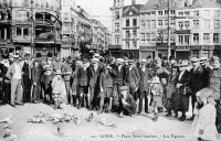 carte postale de Liège Place Saint-Lambert - Les Pigeons
