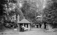 carte postale ancienne de Spa Fontaine La Barisart