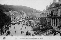 carte postale ancienne de Spa Carrefour de la place Royale et rue Royale