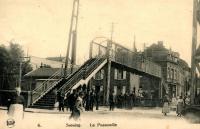 carte postale ancienne de Seraing La Passerelle