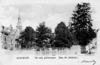 carte postale ancienne de Stavelot Un coin pittoresque ( Rue du Châtelet)