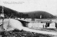 carte postale ancienne de La Gileppe Le barrage, le lion, le lac et les nouvelles vannes de déversoir
