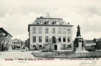 carte postale ancienne de Seraing Hôtel de ville et Statue Cockerill