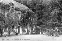 carte postale ancienne de Spa La Fontaine de la Sauvenière