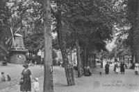 carte postale ancienne de Spa Entrée du Parc de 7 heures