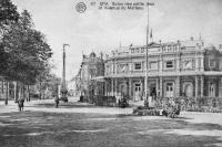 carte postale ancienne de Spa Salon des petits Jeux et Avenue du Marteau