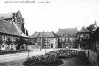 carte postale ancienne de Aubel Val-Dieu-lez-Aubel - La cour d'entrée