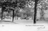 carte postale ancienne de Spa Place Royale et l'Etablissement des Bains