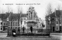 postkaart van Maaseik Maeseyck - Standbeeld der gebroeders Van Eyck