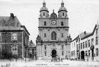 carte postale ancienne de Saint-Hubert L'église