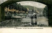 carte postale ancienne de Bouillon Vue prise sous l'arche du Pont de France