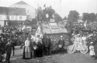 carte postale ancienne de Florenville Fête de l'indépendance