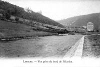 carte postale ancienne de Laroche Vue prise du bord de l'Ourthe