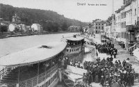carte postale ancienne de Dinant Arrivée des bateaux