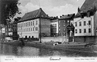 carte postale de Namur Le Musée d'Archéologie et la Porte de Gravière