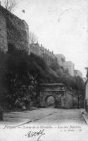 carte postale de Namur Entrée de la citadelle - Rue des moulins