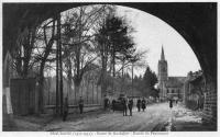 carte postale ancienne de Beauraing Route de Rochefort - Entrée du pensionnat