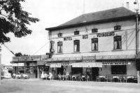 carte postale ancienne de Han-sur-Lesse Hôtel des Voyageurs (Deneumostier & fils)