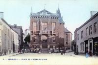 carte postale ancienne de Gembloux Place de l'hôtel de ville