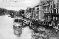 postkaart van Dinant Arrivée du bateau de Namur