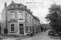 carte postale ancienne de Namêche Café-Restaurant de la Gare - Rue Jh. Evreaud