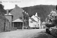 postkaart van Annevoie-Rouillon Rouillon - Le village et la butte de tuf