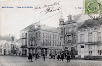 carte postale ancienne de Saint-Nicolas Place de la Station