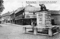 carte postale ancienne de Leeuw-Saint-Pierre Monument aux combattants