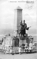 carte postale ancienne de Blankenberge Statue de Bruyn et Lippens, officiers morts au Congo