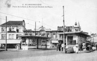 carte postale ancienne de Blankenberge Place de la gare et boulevard Desmet de Nayer