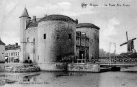 carte postale ancienne de Bruges La Porte Ste Croix