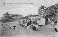 carte postale ancienne de Middelkerke La plage, la digue et le Kursaal