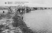 carte postale ancienne de Nieuport L'Ecluse du canal de Furnes